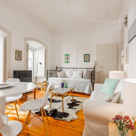 Spacious, Bright And Sunny Apartment, By Timecooler Lisabona Exterior foto