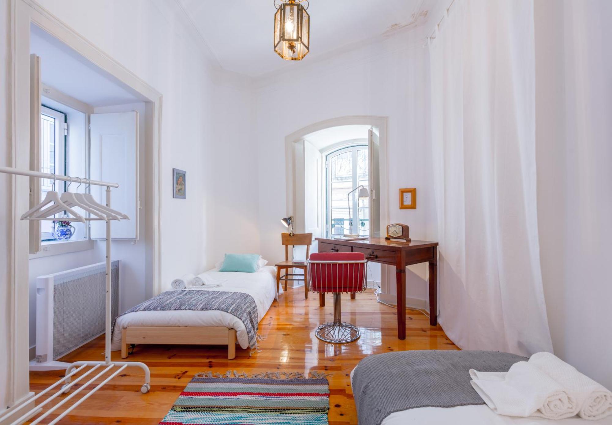 Spacious, Bright And Sunny Apartment, By Timecooler Lisabona Exterior foto