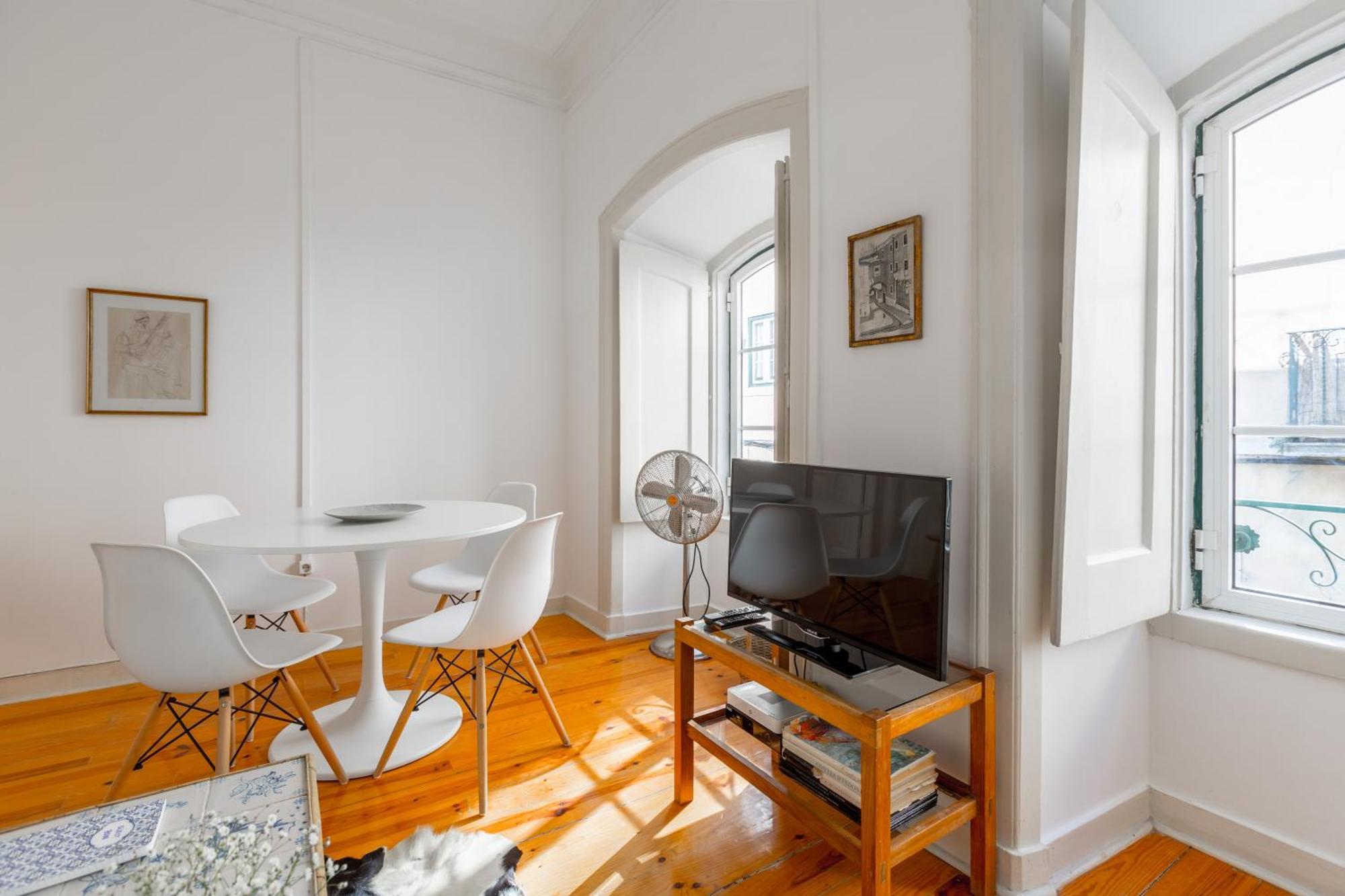 Spacious, Bright And Sunny Apartment, By Timecooler Lisabona Exterior foto